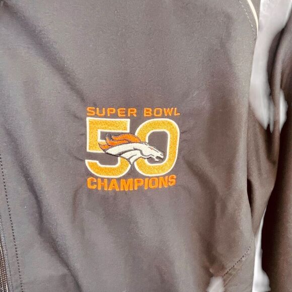 Cutter & Buck Denver Bronco's Super Bowl 50 Championship Full Zip Jacket - Picture 5 of 11